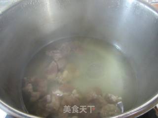 鹌鹑蛋百叶结牛腩煲的做法步调：6