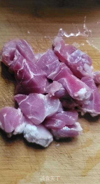 石斛莲子肥肉汤的做法步调：1
