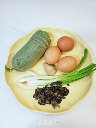 假如节日有滋味，那必然是饺子的做法步调：1
