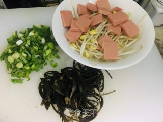 麻辣烫的做法步调：3