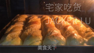 奶喷鼻椰蓉里包卷，一次收酵，易出膜超疏松，浓浓椰喷鼻战奶喷鼻味。的做法步调：23