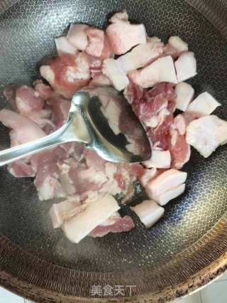 五花肉豆角土豆焖里的做法步调：5