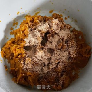 北瓜豆沙包的做法步调：2