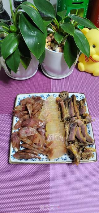 腊味三拼的做法步调：7