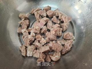 利剑萝卜浑炖羊肉的做法步调：4