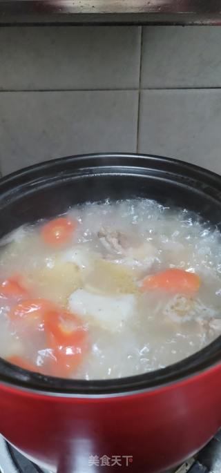 莲藕胡萝卜煲扇骨汤的做法步调：9