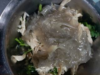 利剑菜粉皮拌鸡的做法步调：14