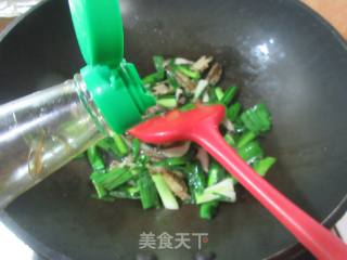 年夜蒜炒鲍鱼的做法步调：9