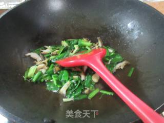 年夜蒜炒鲍鱼的做法步调：12