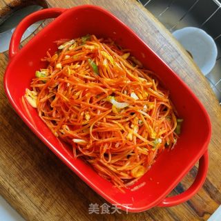 凉拌白萝卜丝的做法步调：6