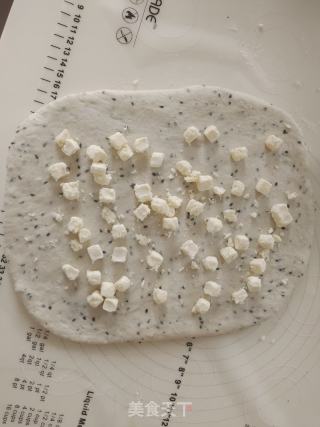 橄榄油芝麻乳酪里包的做法步调：4
