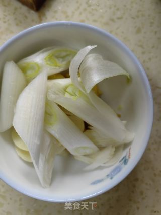 笋子烧牛排的做法步调：7