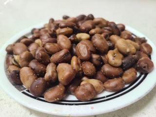 五喷鼻蚕豆的做法步调：8