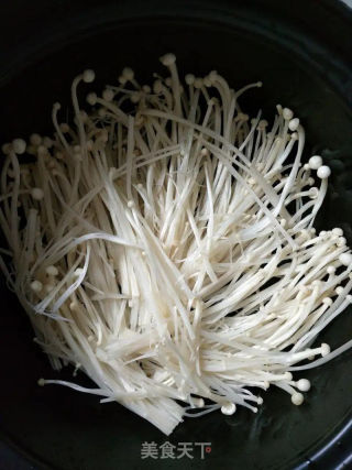 死蚝粉丝煲的做法步调：3