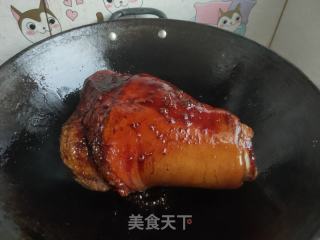 白烧肘子的做法步调：7