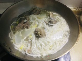 羊肉炖萝卜的做法步调：9