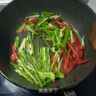 薄皮椒炒章鱼腿的做法步调：9