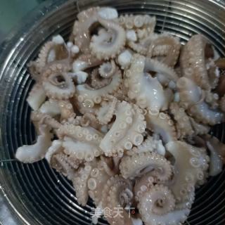薄皮椒炒章鱼腿的做法步调：4