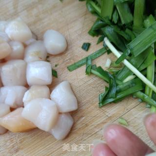 陈贝黑鸡蛋炒韭菜的做法步调：4