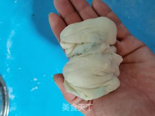 家常葱花饼的做法步调：8