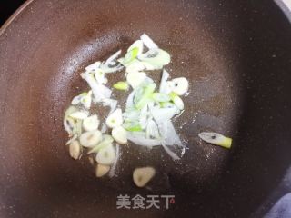 海参烧豆腐的做法步调：4