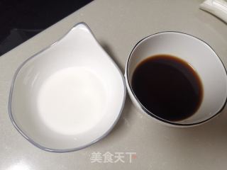 海参烧豆腐的做法步调：3