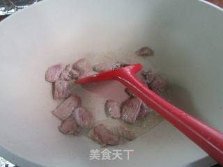 肉片乌木耳炒家山笋的做法步调：4