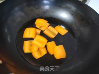 奥我良鸡肉汉堡的做法步调：6
