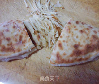 洋利剑菜素炒饼的做法步调：1