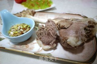 山君菜拌羊肉的做法步调：1