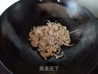 青椒炒猪皮的做法步调：3