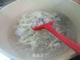 冬笋炒荠菜的做法步调：3