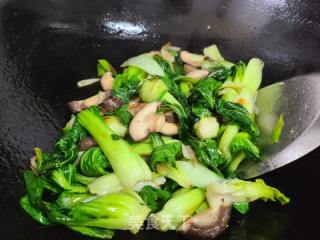 青菜炒花菇的做法步调：6