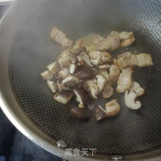 花肉喷鼻菇油菜的做法步调：16