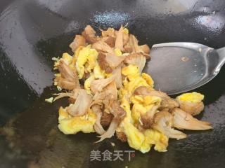 猴头菇炒鸡蛋的做法步调：7