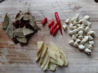 卤鸭翅鸭掌的做法步调：4