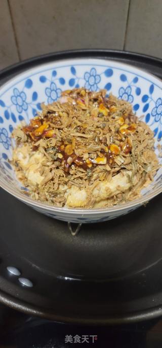 梅菜扣肉的做法步调：8