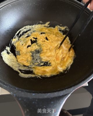 传统韭菜盒子的做法步调：8