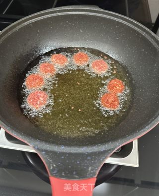 荔枝虾球的做法步调：9