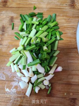青菜炒卤肉的做法步调：4