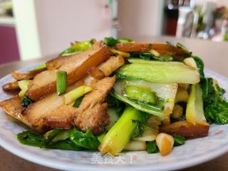 青菜炒卤肉的做法步调：6