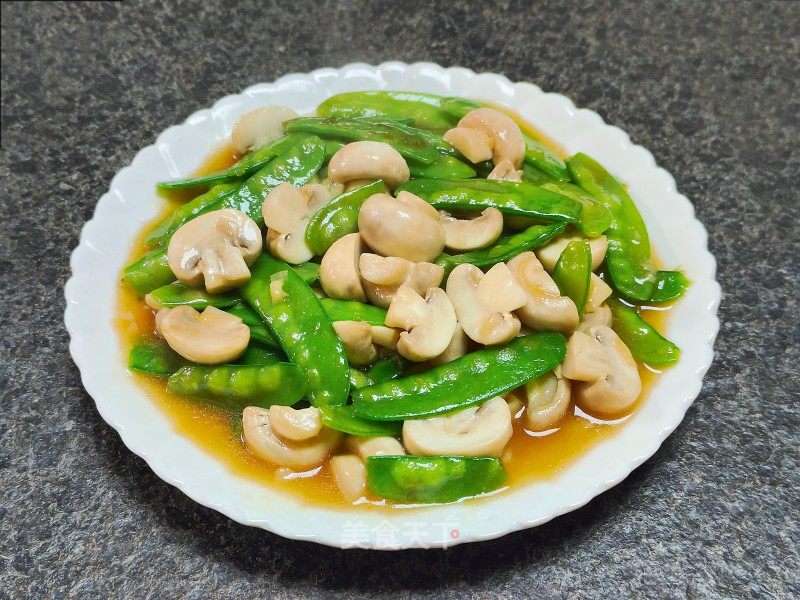 荷兰豆炒蘑菇的做法