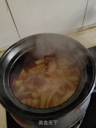 圆竹笋烧牛肉的做法步调：11