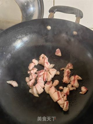 圆竹笋烧牛肉的做法步调：4