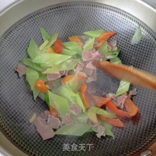 金华水腿炒莴笋的做法步调：15