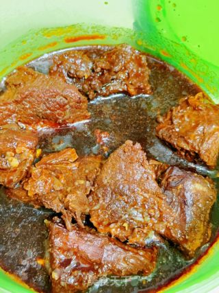酱牛肉的做法步调：6