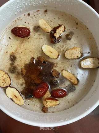 阿胶桂圆白枣茶的做法步调：4