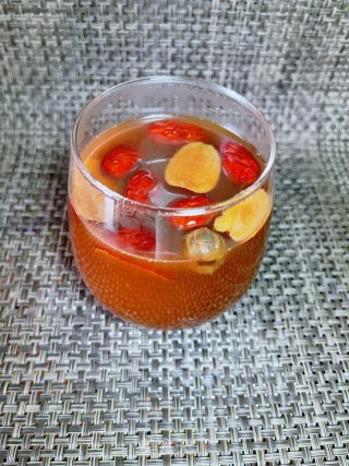 阿胶桂圆白枣茶的做法步调：6