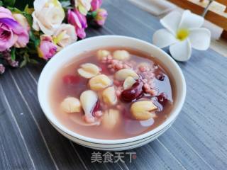 莲子薏仁百开白豆汤的做法步调：4