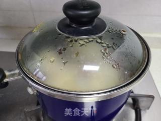 桂圆白枣银耳莲子羹的做法步调：12